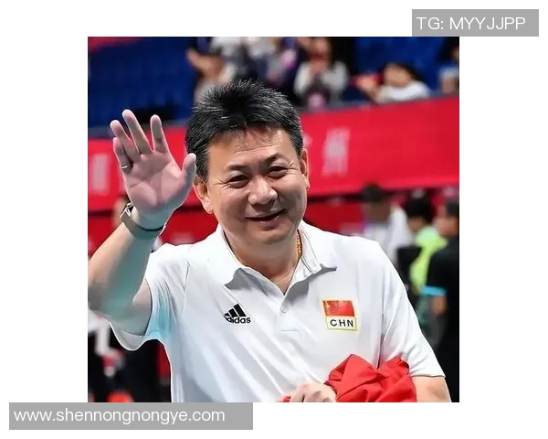 主帅临场换人神来之笔，网友喊其“战术大师”